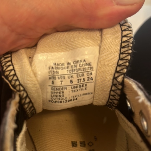 Converse Chuck Taylor All Stars. Worn once. - Picture 2 of 5